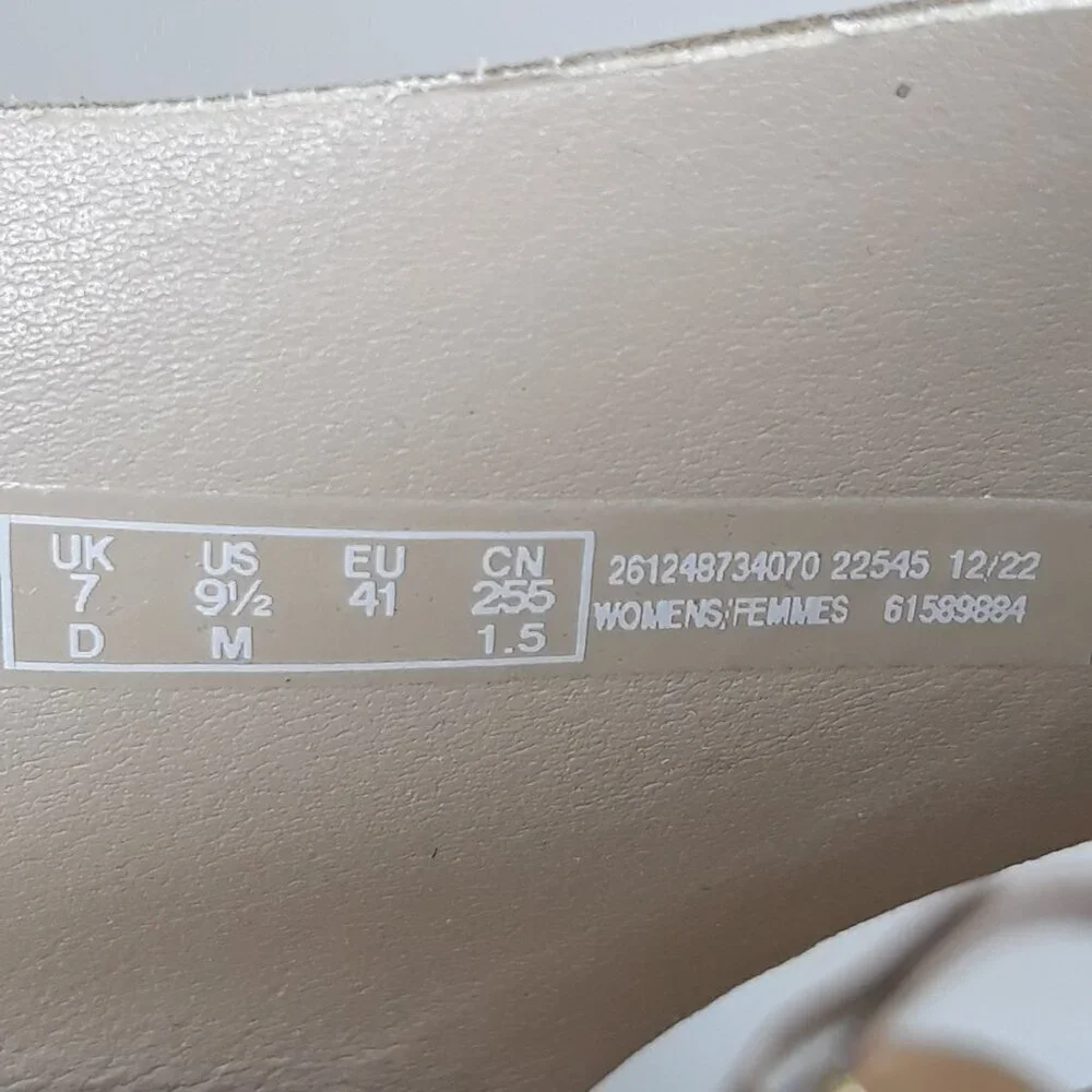 Clarks Annadel Eirwyn Wedge Nubuck Sandal Sand 9.5